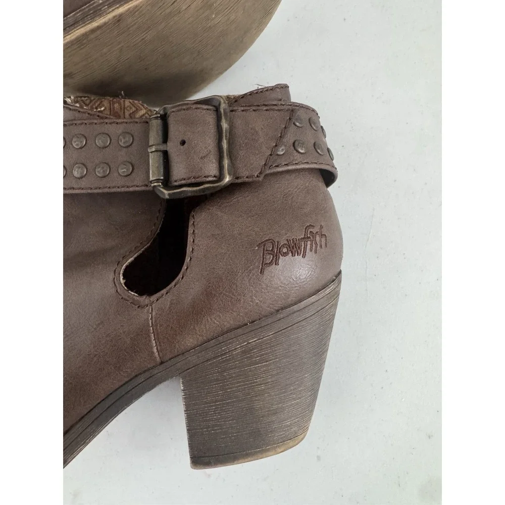 Blowfish Brown Studded Ankle‎ Booties Women's Sz 8.5 Chunky Heel Side Zip